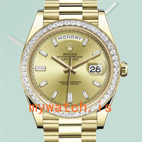 Rolex GMT-Master II Mens 116713 40mm Stainless Steel Black Dial: Genuine vs. Replica